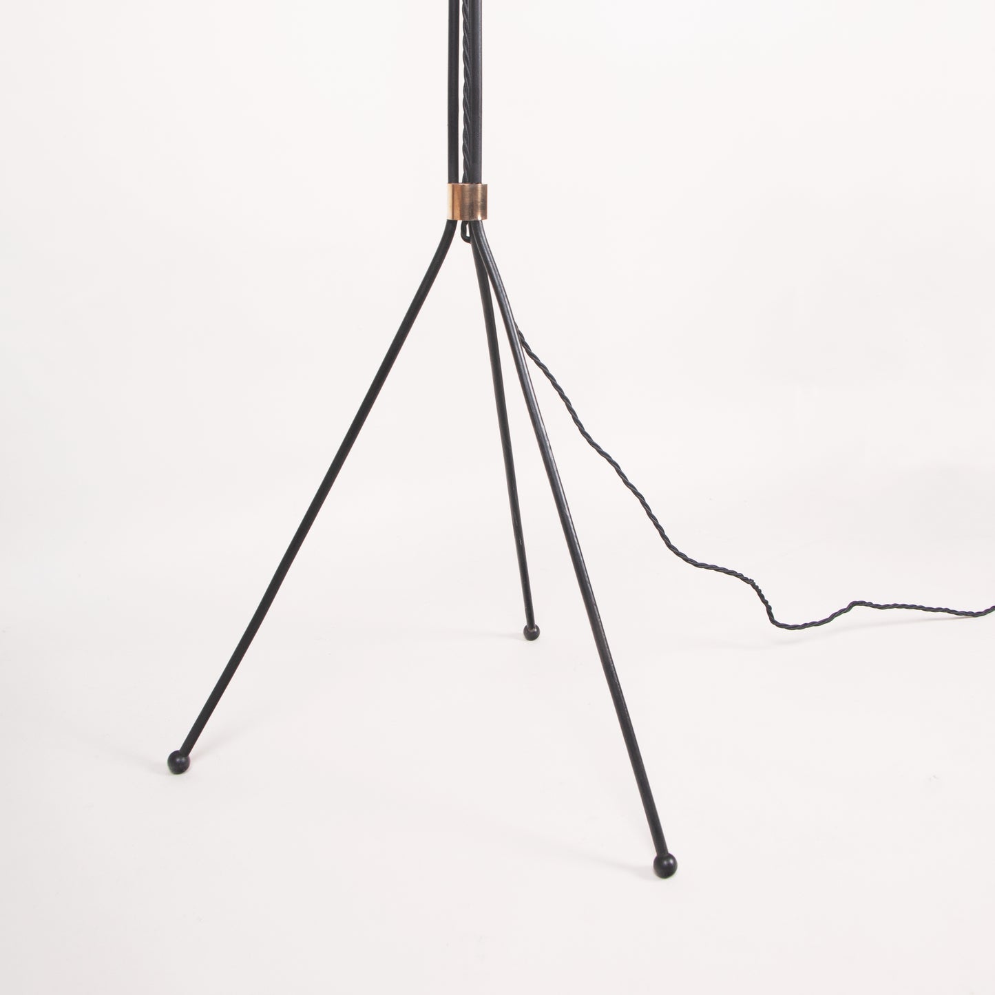 Floor lamp with conical pleated shade