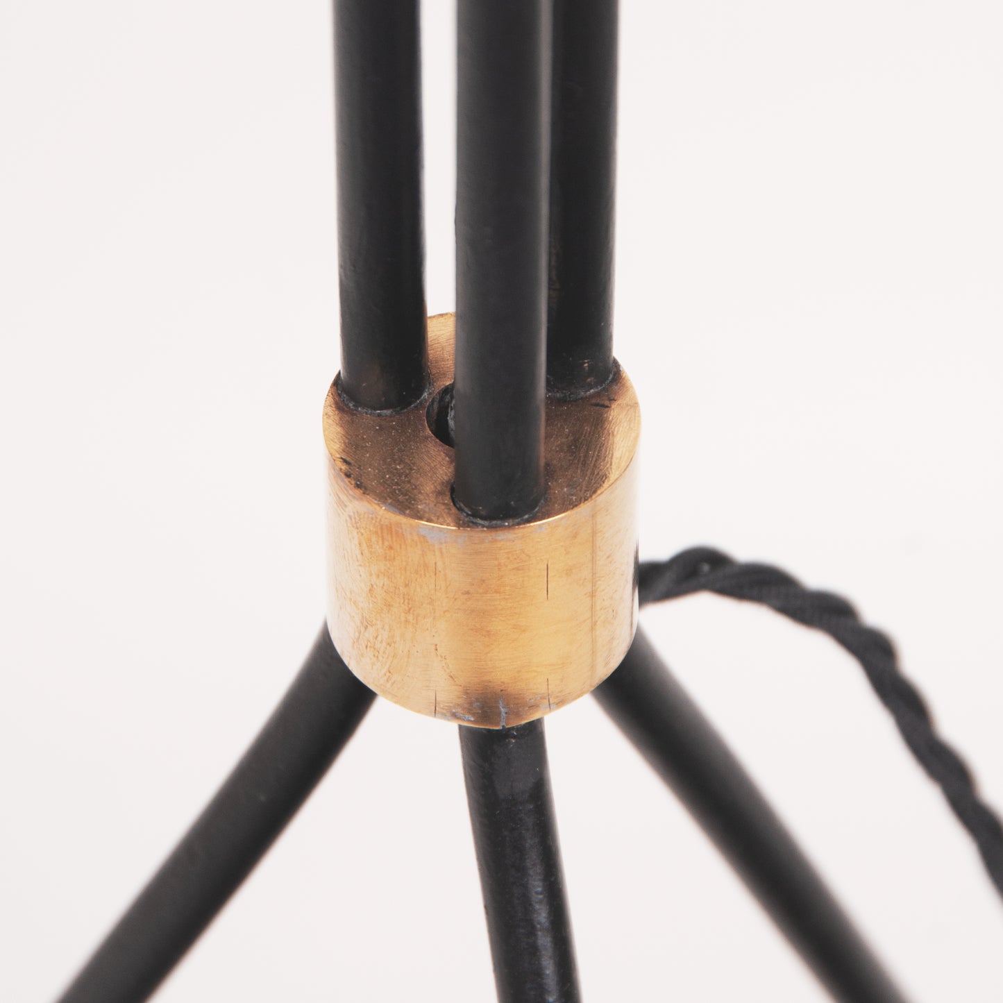 Floor lamp with conical pleated shade
