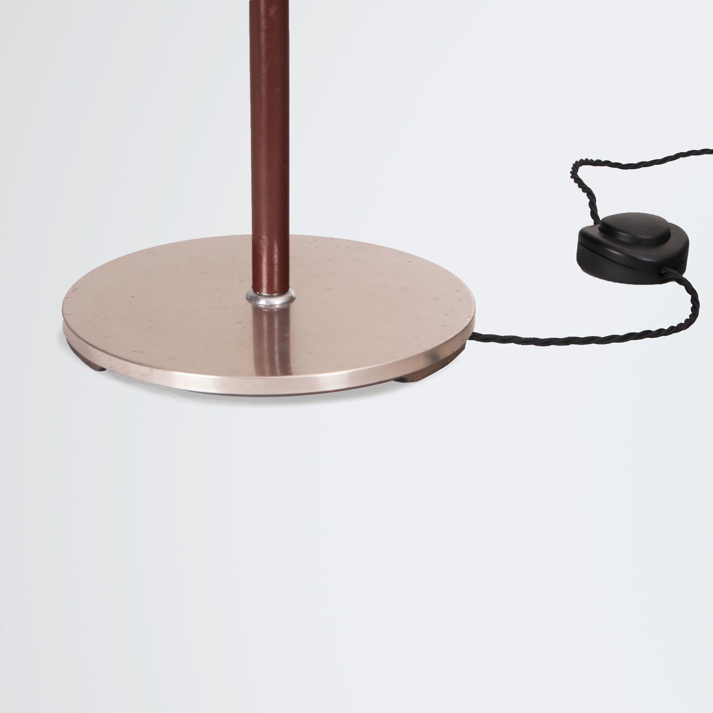 Adjustable floor lamp