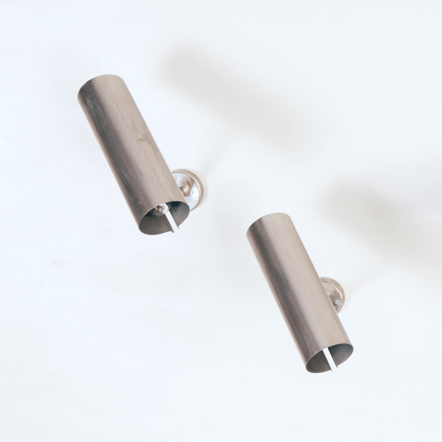 4 adjustable wall lamps
