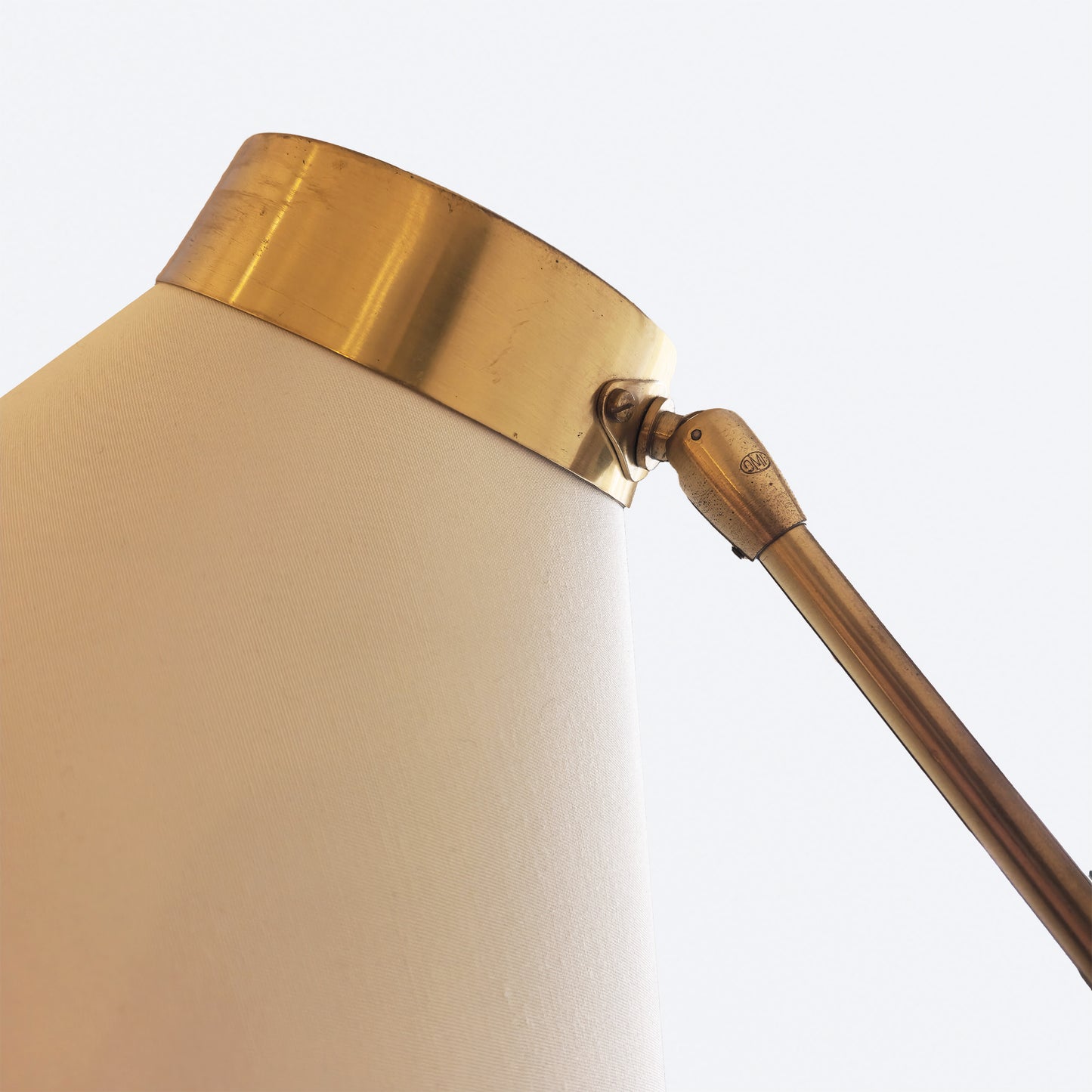 Concertina wall lamp
