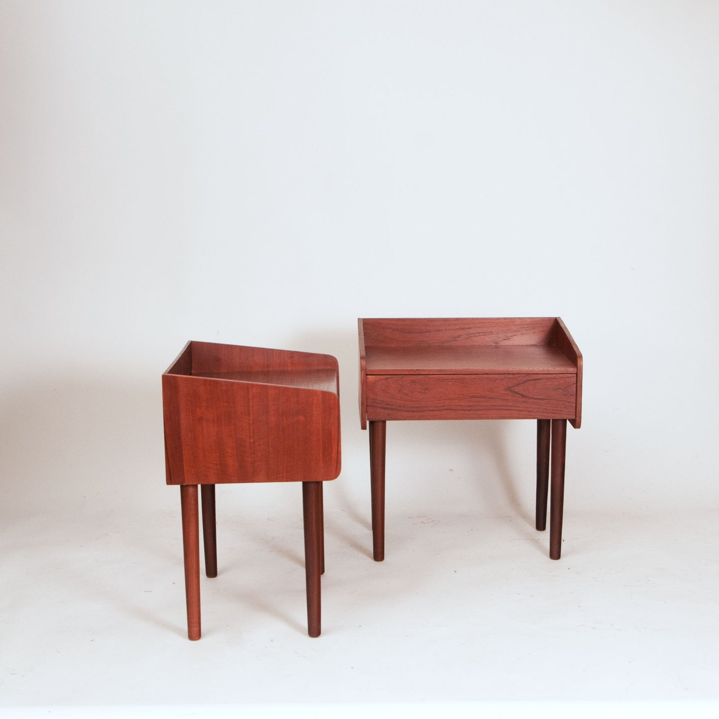 Pair of bedside tables with one drawer