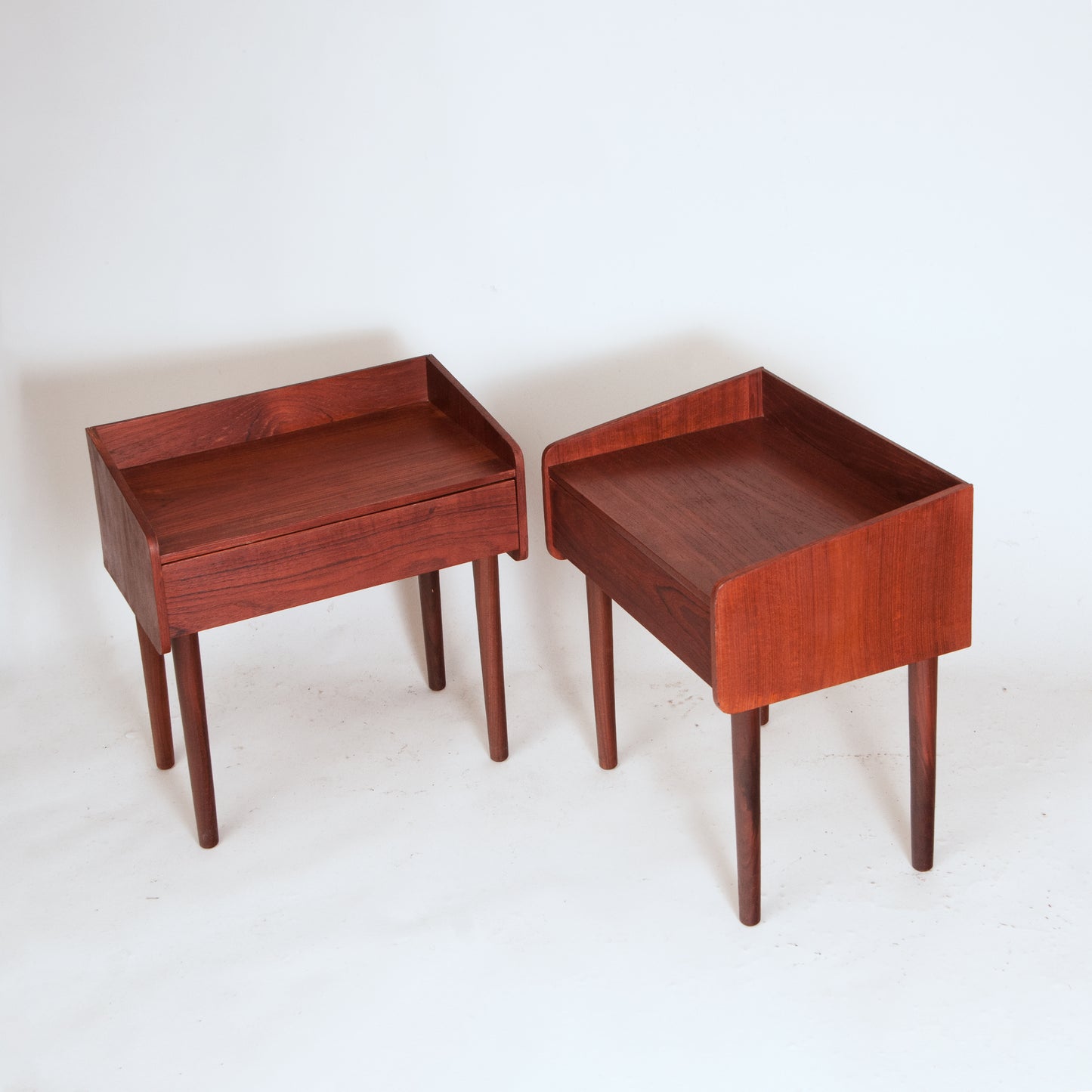 Pair of bedside tables with one drawer