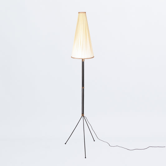 Floor lamp with conical pleated shade