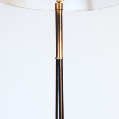 Floor lamp with double tapered stem