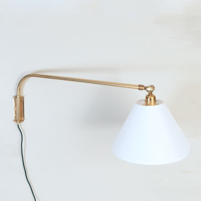 Telescopic wall lamp