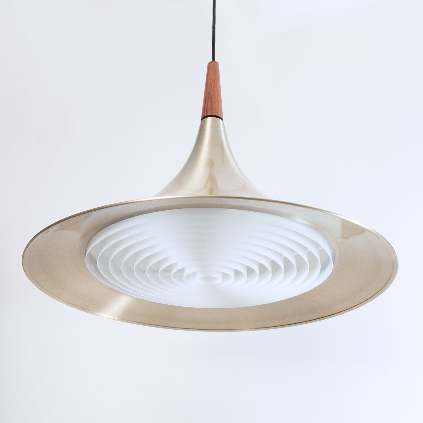 Funnel shaped pendant