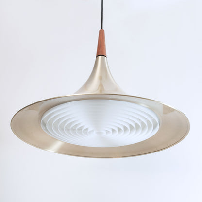 Funnel shaped pendant