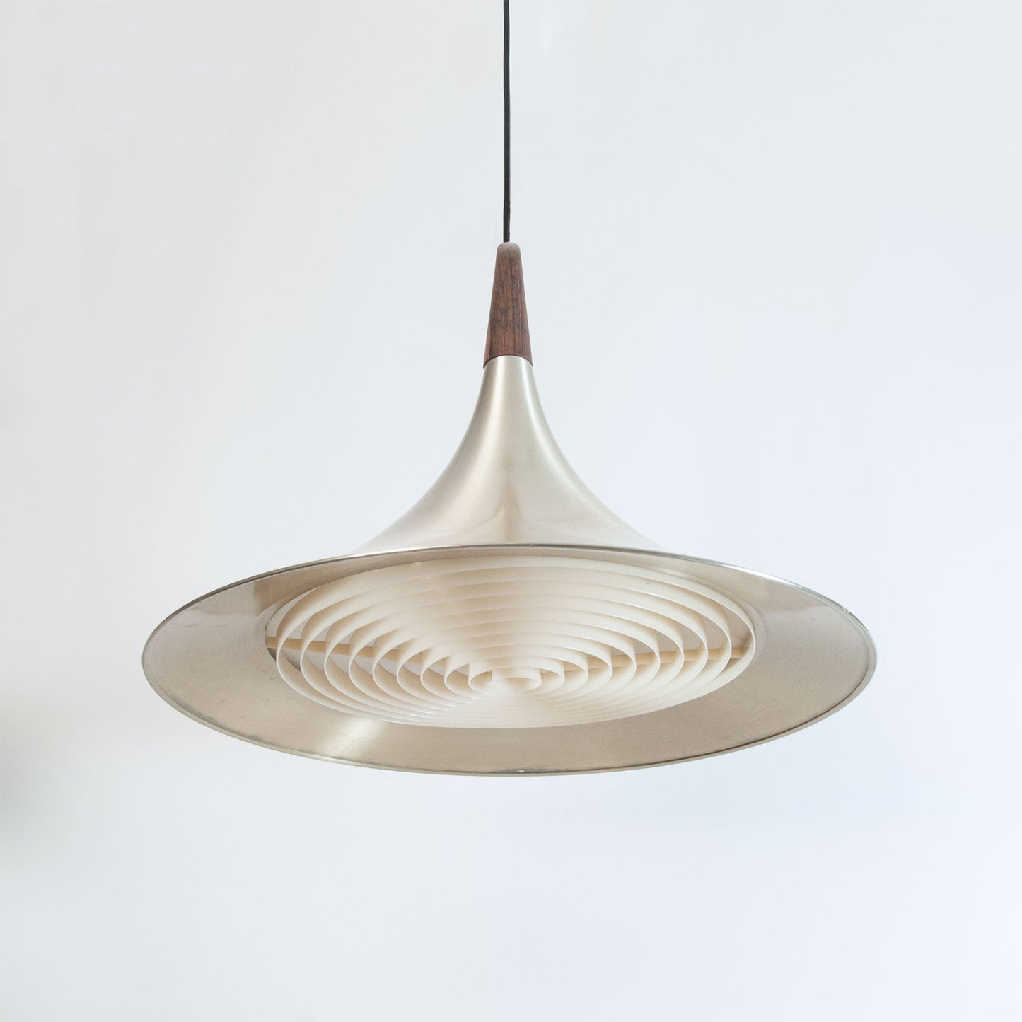 Funnel shaped pendant