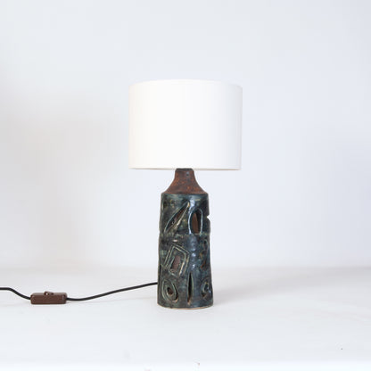 Table lamp