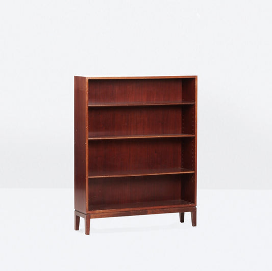Bookcase with 3 shelves