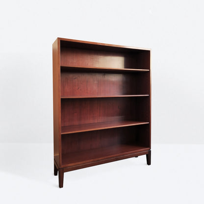 Bookcase with 3 shelves