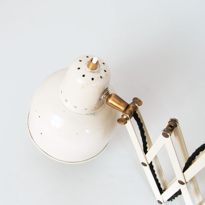 Concertina wall lamp