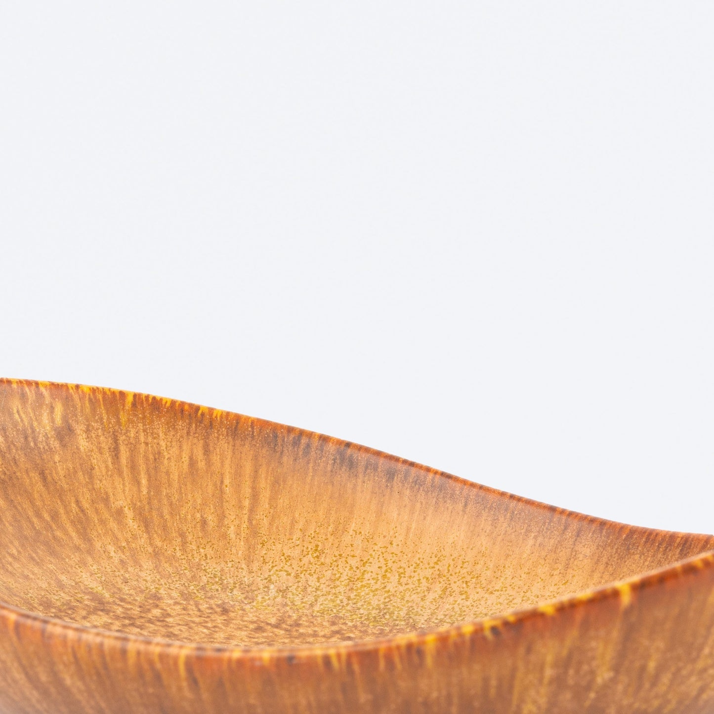 Stalane bowl glaze detail